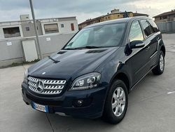 Blu Usata 2006 Mercedes ML280 SUV | 6300 € (Buon prezzo)
