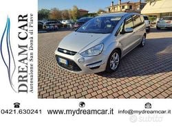 Grigio(met.) Usata 2011 Ford S-MAX Titanium Monovolume | 5990 € (Buon prezzo)