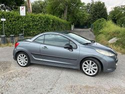 Grigio Usata 2008 Peugeot 207 CC Cabrio | 2200 € (Buon prezzo)
