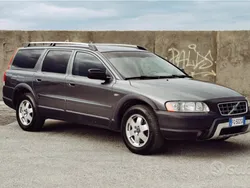 Usata 2006 Volvo XC70 Momentum SUV | 1500 € (Buon prezzo)