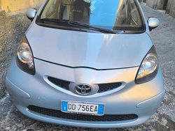 Usata 2006 Toyota Aygo Due volumi | 4000 € (Cara)