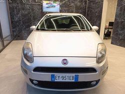 Grigio Usata 2014 Fiat Punto Young Tre volumi | 4499 € (Buon prezzo)