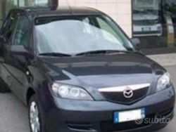 Grigio Usata 2004 Mazda 2 Tre volumi | 1200 € (Buon prezzo)