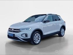 Grigio Nuova 2025 VW T-Roc Style SUV | 31.000 € (Buon prezzo)