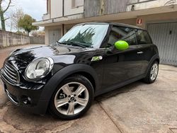 Nero Usata 2009 Mini Cooper Due volumi | 5400 € (Cara)