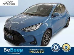 Azzurro metallizzato Usata 2021 Toyota Yaris Trend Tre volumi | 15.300 € (Buon prezzo)