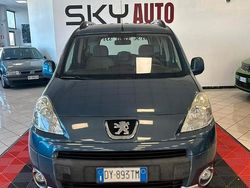 Blu Usata 2009 Peugeot Partner Tepee Outdoor Monovolume | 4990 € (Buon prezzo)
