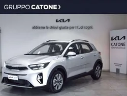 Grigio Nuova 2025 Kia Stonic Urban SUV | 18.900 € (Buon prezzo)