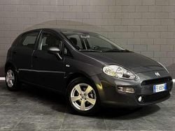 Grigio Usata 2016 Fiat Punto Lounge Tre volumi | 5900 € (Buon prezzo)