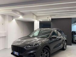 Grigio Usata 2022 Ford Kuga ST-Line SUV | 20.990 € (Buon prezzo)