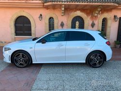 Bianco Usata 2021 Mercedes A250 AMG line Tre volumi | 29.000 € (Buon prezzo)