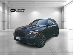 Grigio Usata 2021 BMW X5 M Sport SUV | 46.200 € (Buon prezzo)