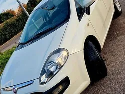 Usata 2011 Fiat Punto Evo Due volumi | 2500 € (Super prezzo)