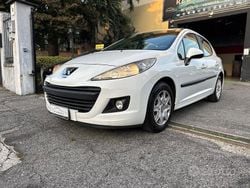 Bianco Usata 2010 Peugeot 207 Tre volumi | 2490 € (Buon prezzo)
