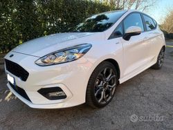 Bianco Usata 2018 Ford Fiesta ST-Line Due volumi | 14.500 € (Molto cara)