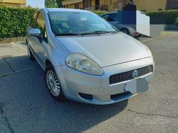 Grigio Usata 2006 Fiat Grande Punto Due volumi | 1950 € (Ottimo prezzo)