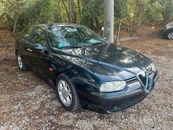 Blu Usata 2000 Alfa Romeo 156 Distinctive Tre volumi | 990 € (Ottimo prezzo)