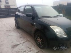 Nero Usata 2011 Suzuki Swift Tre volumi | 2800 €