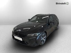 Black sapphire metallizzato Usata 2024 BMW 320 Comfort Edition Station wagon | 47.000 € (Buon prezzo)