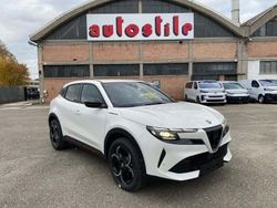 Rosso Nuova 2025 Alfa Romeo Junior Edizione Speciale SUV | 26.900 € (Ottimo prezzo)