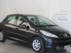 Nero Usata 2008 Peugeot 207 Due volumi | 3200 € (Molto cara)