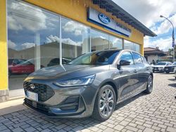 Grigio Usata 2024 Ford Focus ST-Line Tre volumi | 19.400 € (Ottimo prezzo)