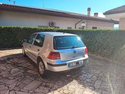 Grigio Usata 2001 VW Golf IV Tre volumi | 1500 € (Ottimo prezzo)
