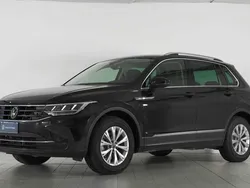 Nero Usata 2023 VW Tiguan Life SUV | 32.800 € (Buon prezzo)
