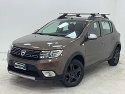 Bronzo Usata 2020 Dacia Sandero Stepway Due volumi | 9900 € (Buon prezzo)