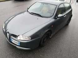 Gray Usata 2002 Alfa Romeo 147 Due volumi | 1100 € (Ottimo prezzo)