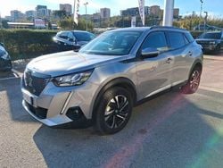 Grigio Usata 2020 Peugeot 2008 Allure SUV | 13.950 € (Buon prezzo)