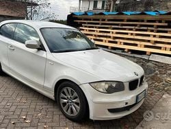 Bianco Usata 2010 BMW 116 Due volumi | 1200 € (Super prezzo)