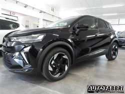 Nero(met.) Nuova 2025 Renault Captur Black Edition SUV | 24.500 € (Cara)