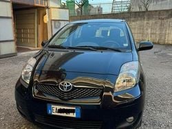 Nero Usata 2010 Toyota Yaris Sol Due volumi | 2500 € (Ottimo prezzo)