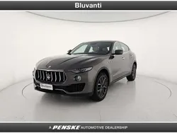 Grigio Usata 2019 Maserati Levante SUV | 39.500 € (Buon prezzo)