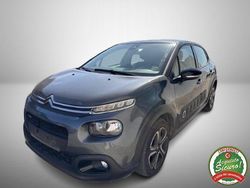 Nero Usata 2017 Citroën C3 PureTech Due volumi | 7950 € (Buon prezzo)