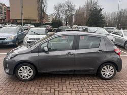 Grigio Usata 2018 Toyota Yaris Hybrid Active Due volumi | 14.800 € (Molto cara)
