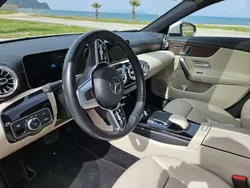 Bianco Usata 2019 Mercedes CLA180 Executive Tre volumi | 35.000 € (Molto cara)