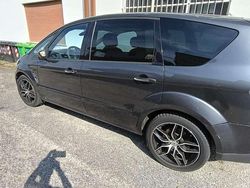 Nero Usata 2009 Ford S-MAX S Monovolume | 800 € (Super prezzo)