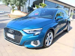 Blu/azzurro Usata 2021 Audi A3 Sportback Tre volumi | 26.500 € (Buon prezzo)