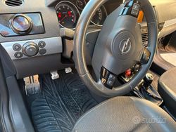 Nero Usata 2007 Opel Astra GTC Coupé | 3999 €