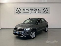 Grigio Usata 2023 VW T-Roc Life SUV | 19.500 € (Buon prezzo)