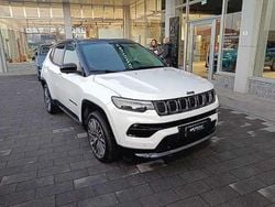 Bianco Usata 2024 Jeep Compass Summit SUV | 27.500 € (Buon prezzo)