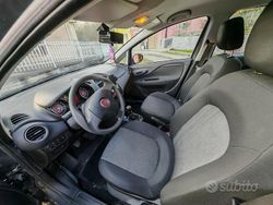 Usata 2015 Fiat Punto Tre volumi | 5500 €