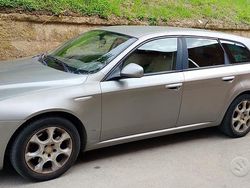 Grigio Usata 2008 Alfa Romeo 159 Station wagon | 1300 €