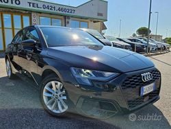 Nero Usata 2021 Audi A3 Business Tre volumi | 23.900 € (Buon prezzo)