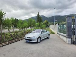 Grigio(met.) Usata 2004 Peugeot 206 CC Cabrio | 3950 € (Cara)