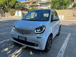 Bianco Usata 2015 Smart ForTwo Coupé Passion Due volumi | 9200 € (Cara)
