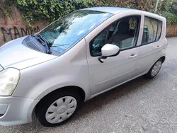 Usata 2011 Renault Modus Monovolume | 4000 € (Cara)