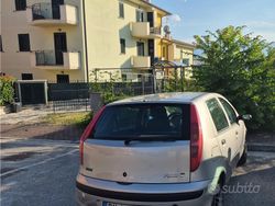 Grigio Usata 2001 Fiat Punto Due volumi | 1200 € (Buon prezzo)